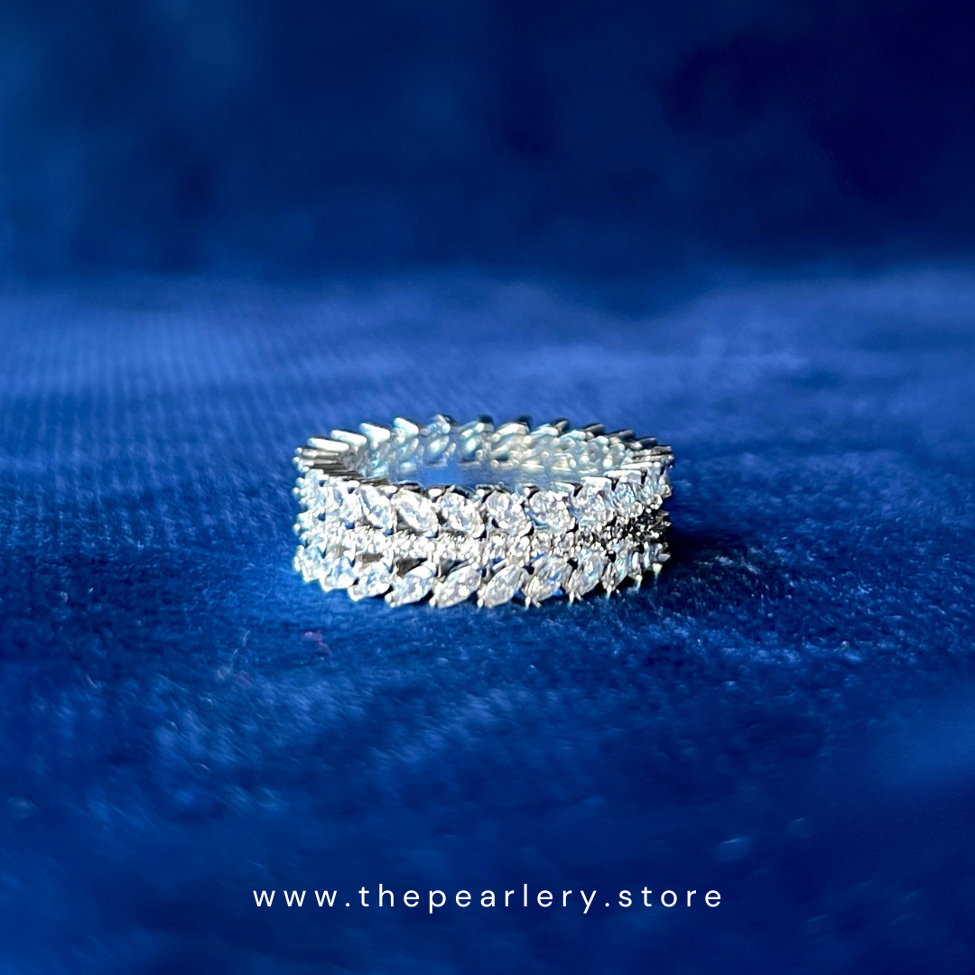 Elara ring