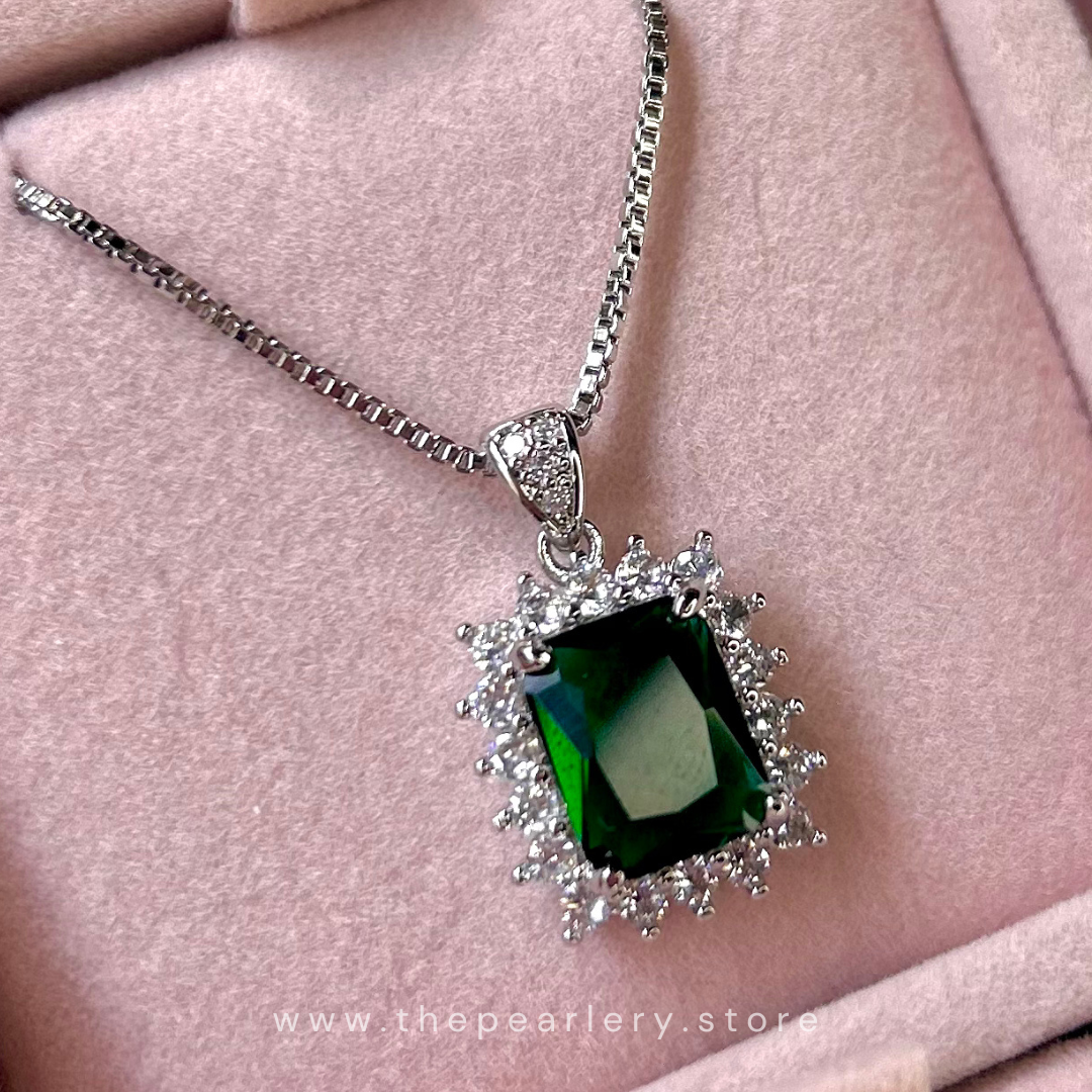 Evergreen Luxe Pendant
