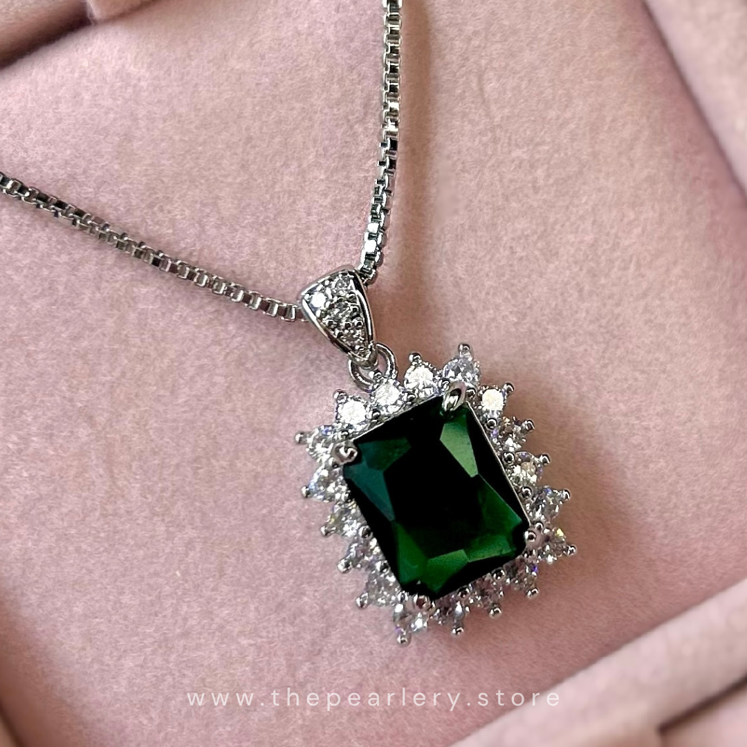 Evergreen Luxe Pendant