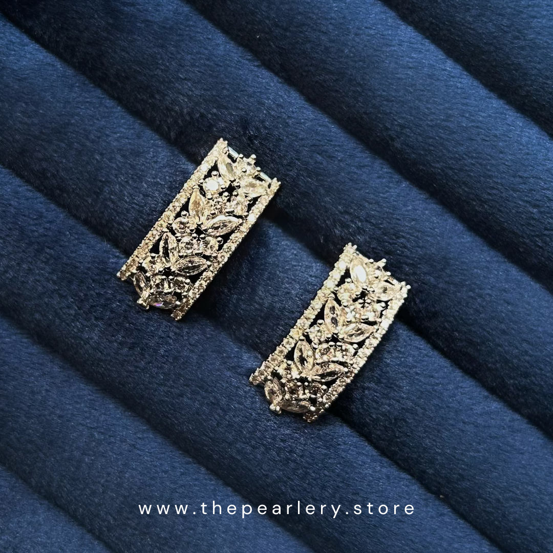 Isadora Pair