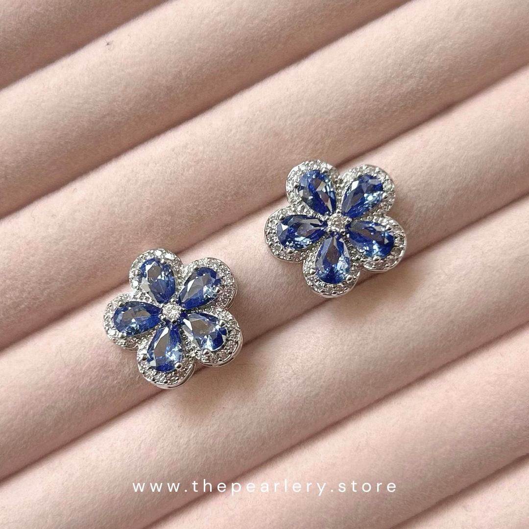 Sapphire Daisy Pair