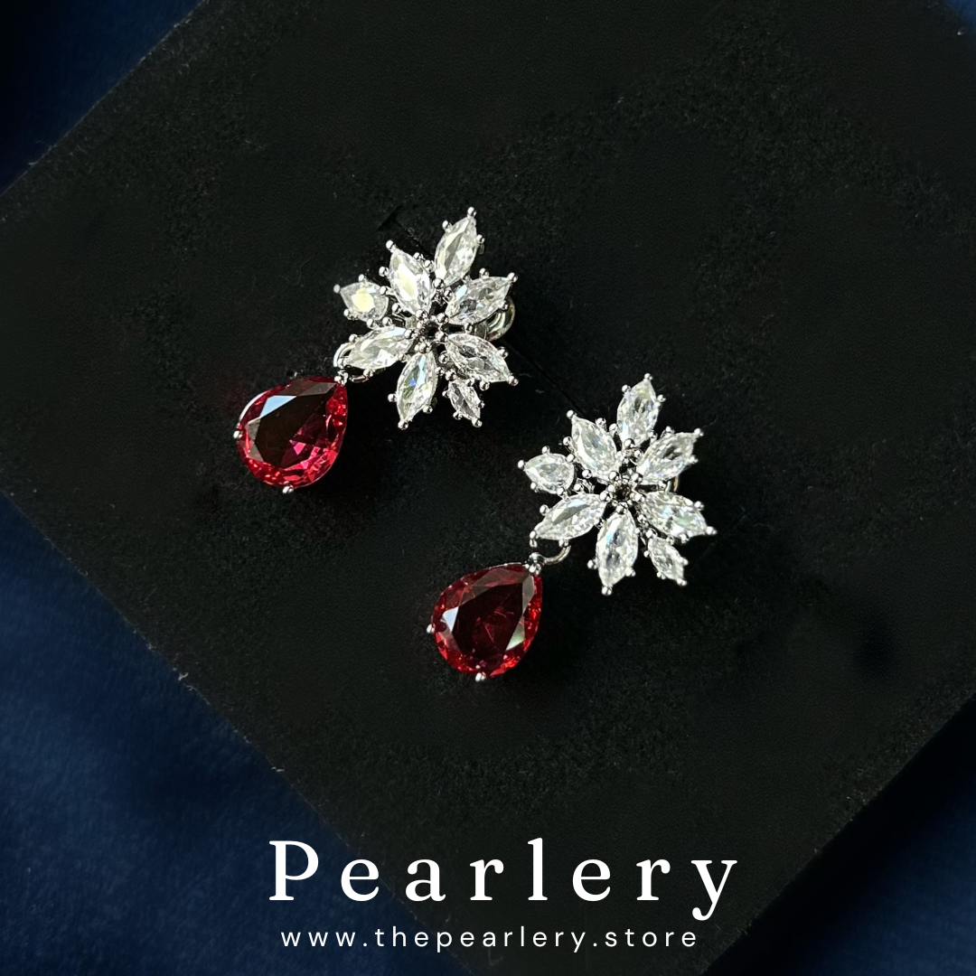 Scarlet Arielle Pair