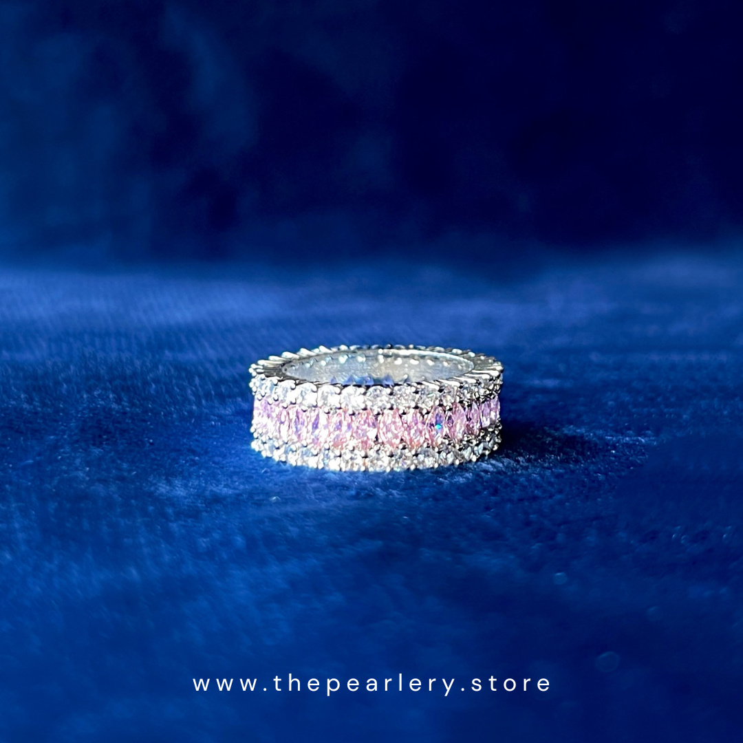 Selena ring